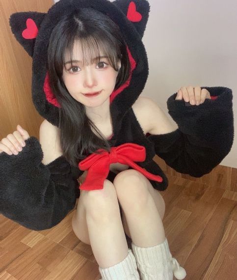 我勒个去我老娘成了我闺蜜