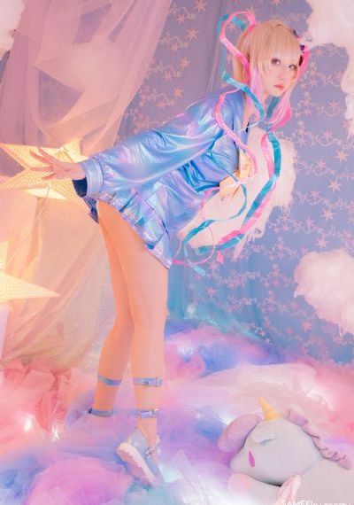 老梁观世界