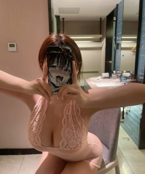 掬水月在手