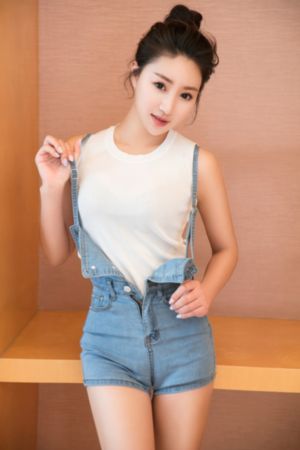 热夏总裁跑去当舔狗啦