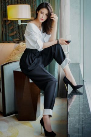 她的光芒万丈