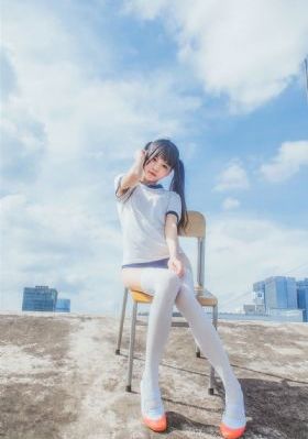 山外的彩虹